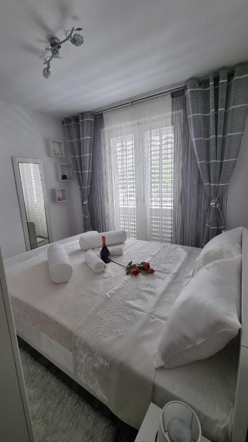 Apartman Nikol Makarska Kültér fotó